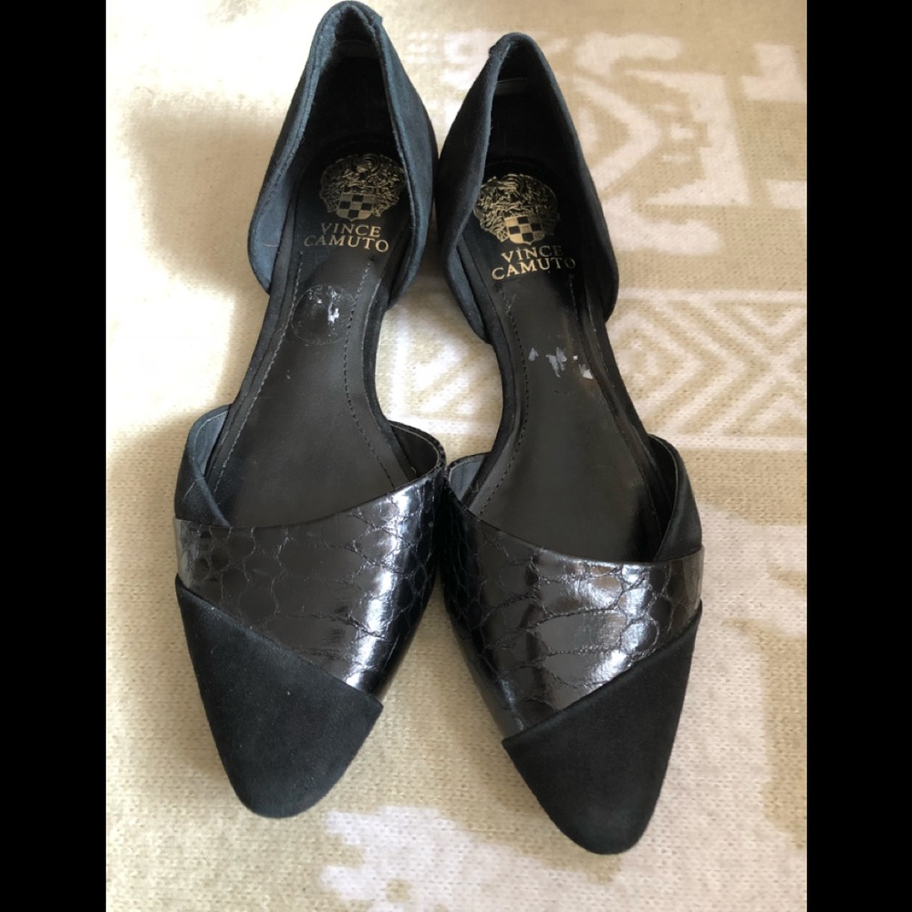 Vince Camuto D’orsay open side flats NWOT